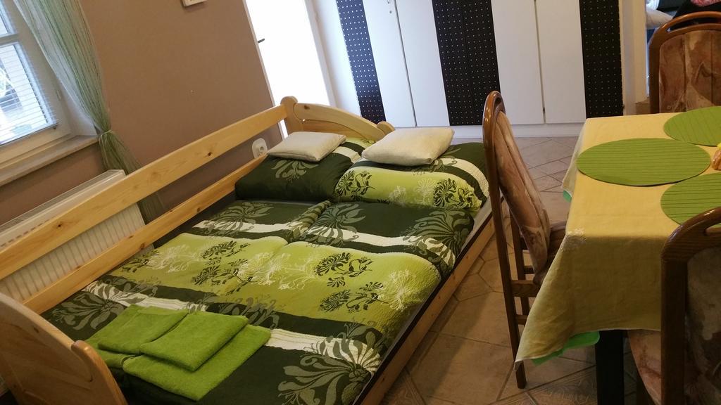 Apartment Patricia With Garden Budapest Room photo