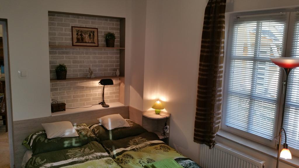 Apartment Patricia With Garden Budapest Room photo